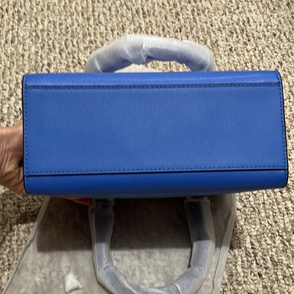 Michael Kors Mott Medium Messenger Convertible Crossbody(Oxford Multi)35T0GOXM2T - Picture 9 of 12